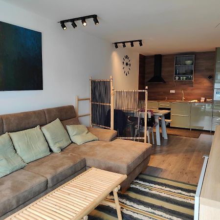 Beachfront Paradise Ezuest Panorama Lakeview Apartment With Panoramic Terrace Шіофок Екстер'єр фото