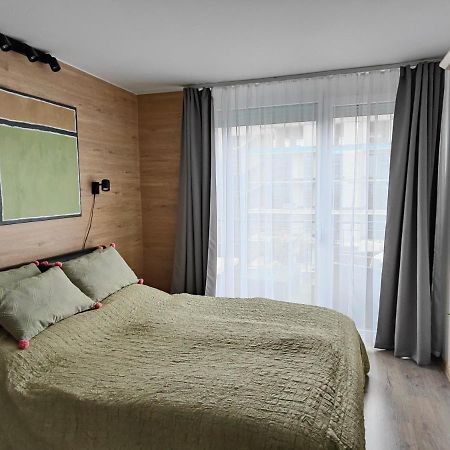 Beachfront Paradise Ezuest Panorama Lakeview Apartment With Panoramic Terrace Шіофок Екстер'єр фото